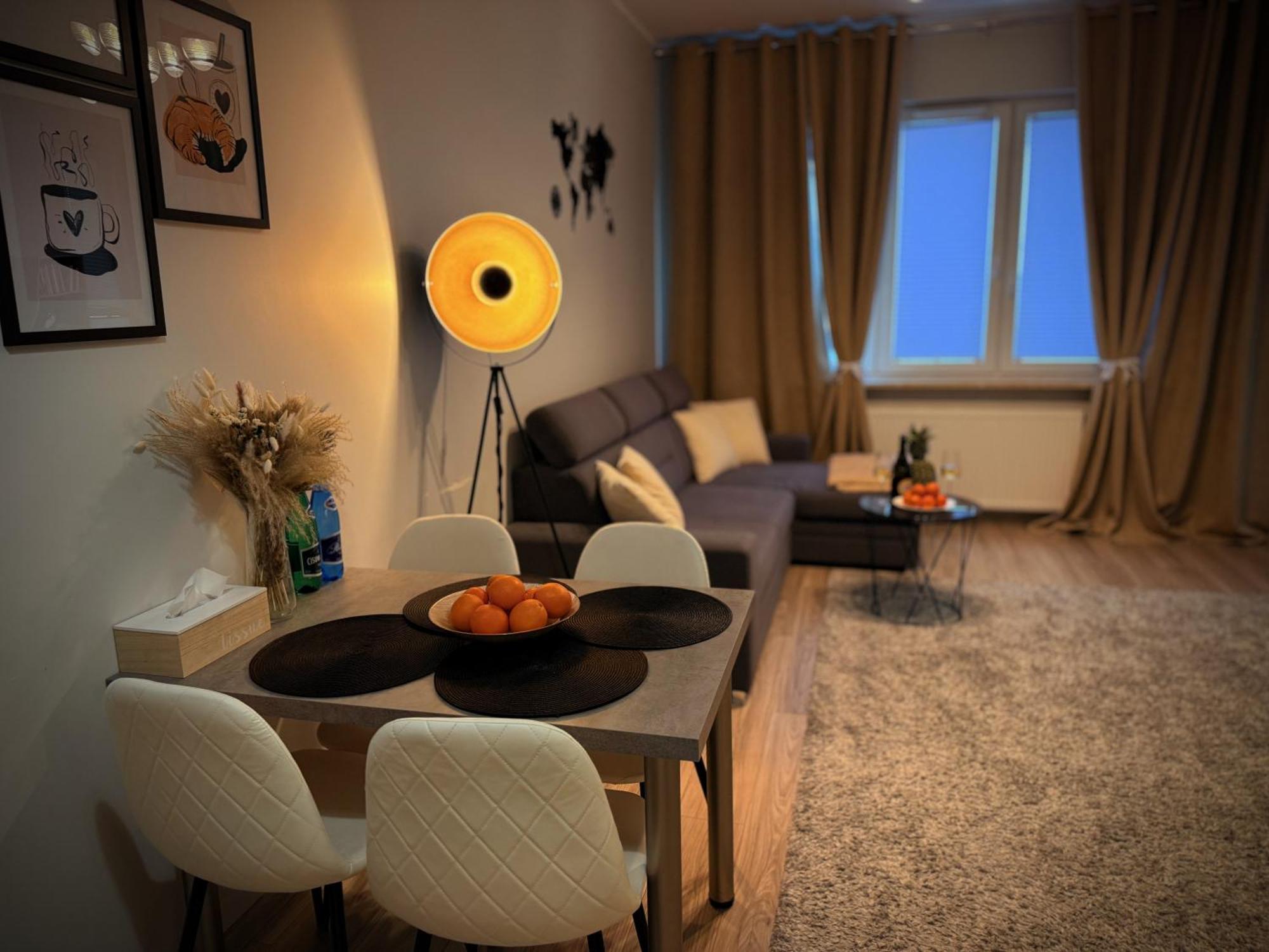 Airport67 Appartement Warschau Buitenkant foto